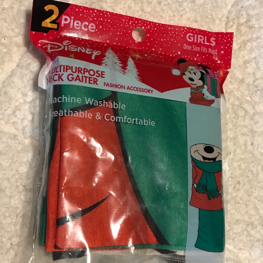 Disney (2) girls’ Minnie Mouse neck gaiters. NWT.